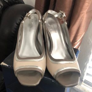 Women shoes size 11